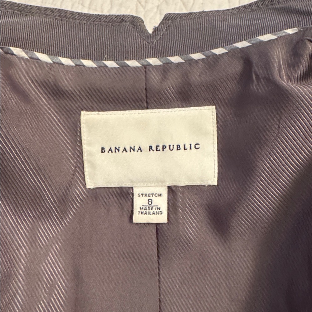 Banana Republic Grey Wool Blazer - 8 - Picture 3 of 8